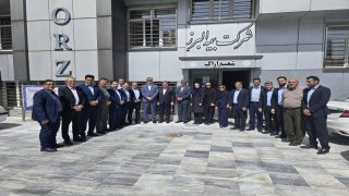 رضایت مندی بیمه گذاران و تکریم مشتریان محور توسعه شعب است رضایت مندی بیمه گذاران و تکریم مشتریان محور توسعه شعب است